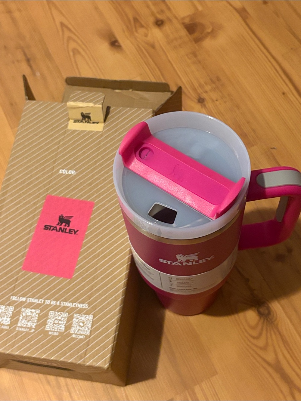Stanley 40 oz Cup NIB. - Picture 4 of 4